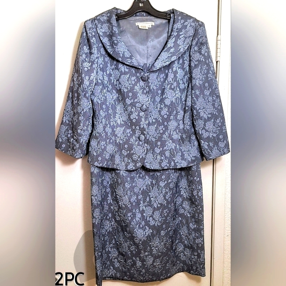 Vintage Maggie London Floral Patterned Dress and Jacket Ensemble